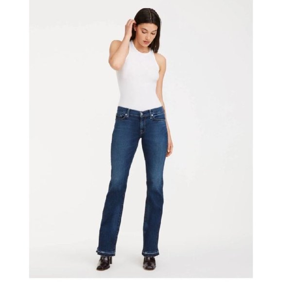 7 For All Mankind The Original Bootcut With Released Hem In Varick Size 27